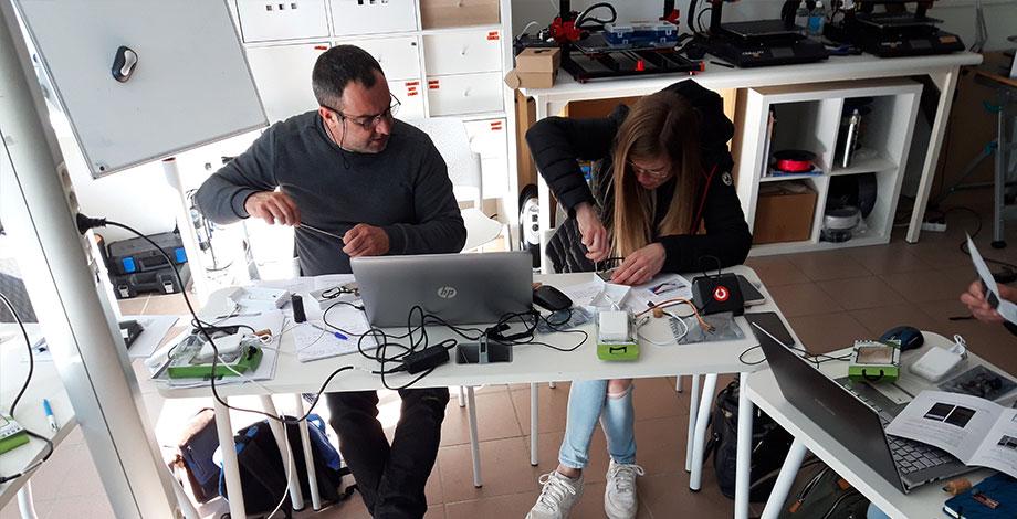 BricoLab – Un atelier autour de la création d'outils électroniques