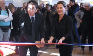 Double coupé de ruban par Gilles Halbout et Anne-Lucie Wack lançant l'inauguration des nouveaux espaces high-tech du Campus de la Gaillarde