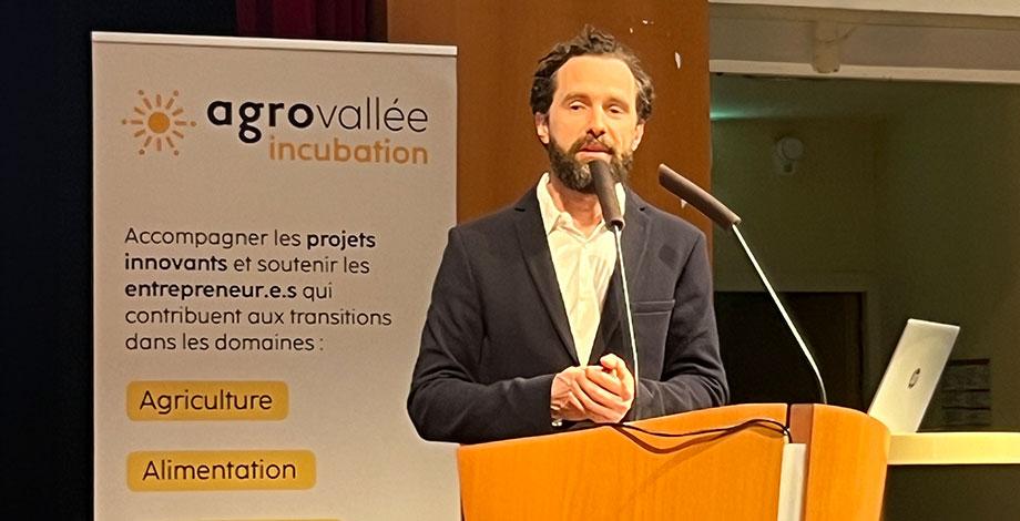 Raphaël Girardin, Responsable entrepreneuriat - AgroVallée Incubation anime l'événement